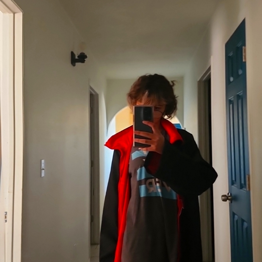 Amazon black and red large